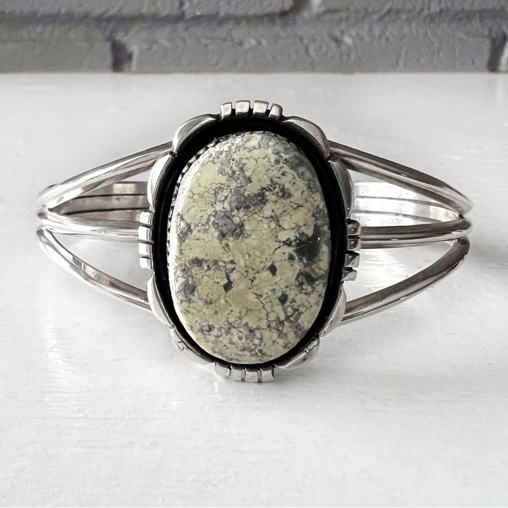 Vintage NATIVE Variscite Sterling Silver Triple Shank Southwestern Cuff Green